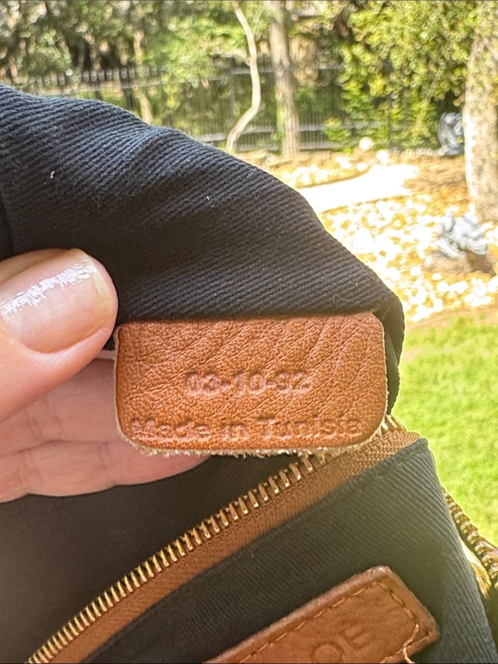 See By Chloe Tan Leather Hobo Shoulder Bag - Picture 4 of 17
